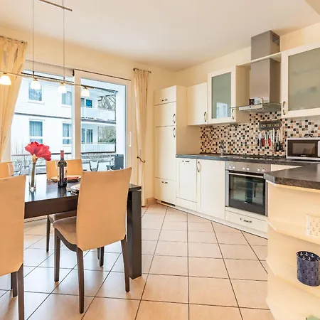 ⚓residenz-am-kurpark-fewo-8-„kuestenzeit“-kamin-aufzug-parkplatz-in-binz-300-m-bis-zum-strand