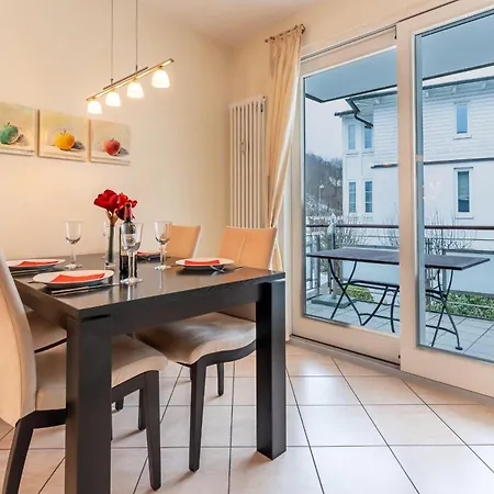 ⚓residenz-am-kurpark-fewo-8-„kuestenzeit“-kamin-aufzug-parkplatz-in-binz-300-m-bis-zum-strand Apartment *