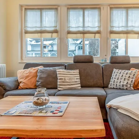 ⚓residenz-am-kurpark-fewo-8-„kuestenzeit“-kamin-aufzug-parkplatz-in-binz-300-m-bis-zum-strand Apartment