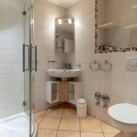 ⚓residenz-am-kurpark-fewo-8-„kuestenzeit“-kamin-aufzug-parkplatz-in-binz-300-m-bis-zum-strand Apartment *