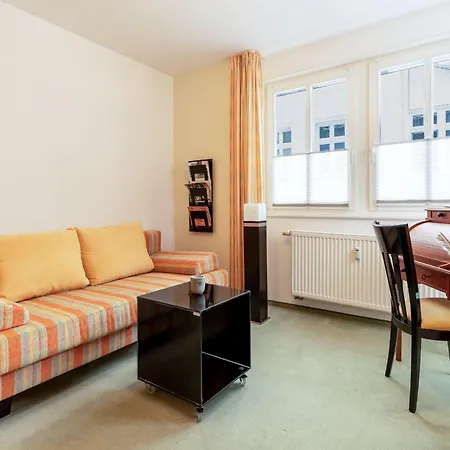 ⚓residenz-am-kurpark-fewo-8-„kuestenzeit“-kamin-aufzug-parkplatz-in-binz-300-m-bis-zum-strand Apartment *